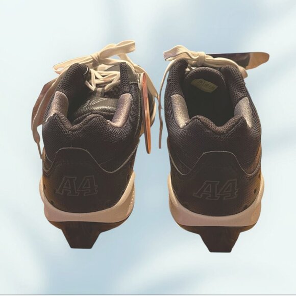 Brand NEW A4 Pro-ST Metal Spiked Baseball Softball Cleats Youth Women's Size 7 - Picture 2 of 9